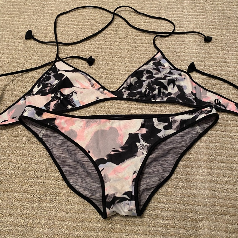 Lululemon reversible bikini and top size 6